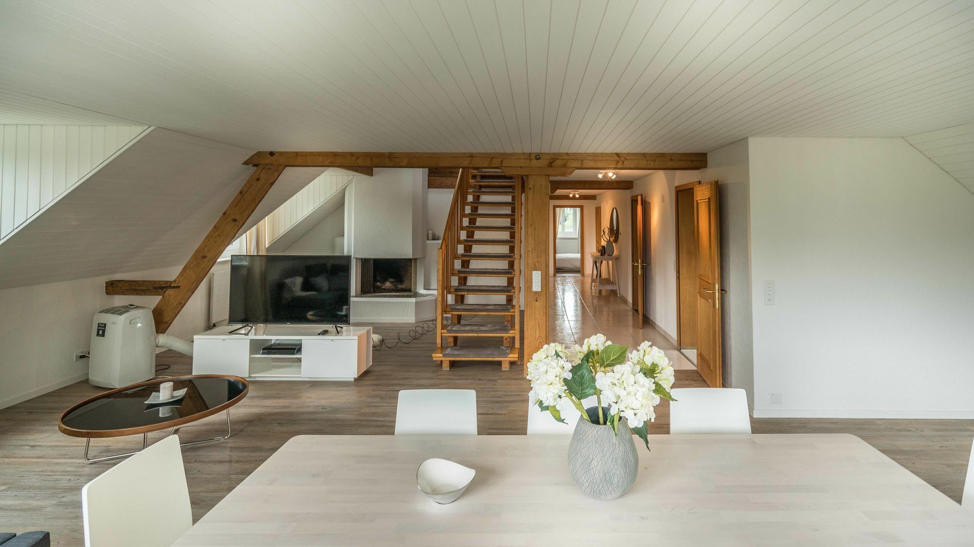 Loewenplatz Apartment Near Station By Airhome Zürich Buitenkant foto
